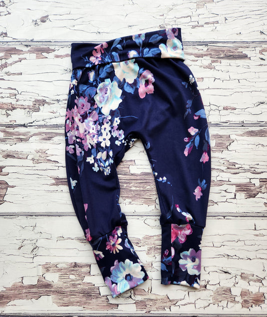 Navy Floral GWM 2 Pants