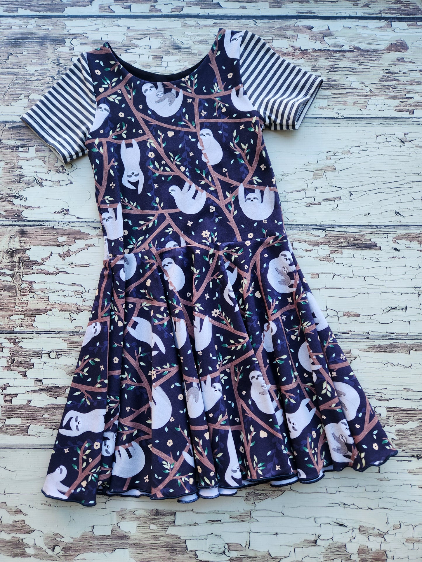 Size 7 Navy Sloth Dress