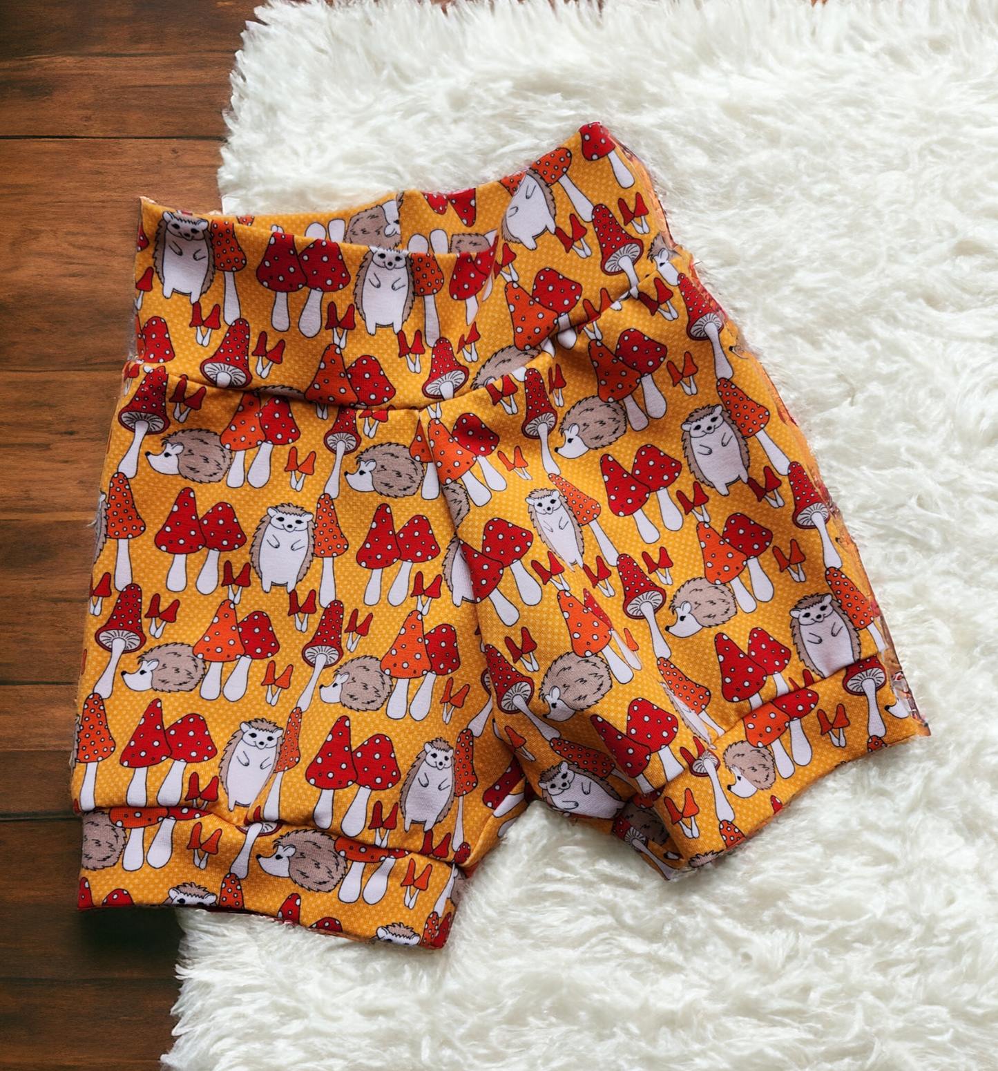 12-18M  HEDGIE Cuff Shorts