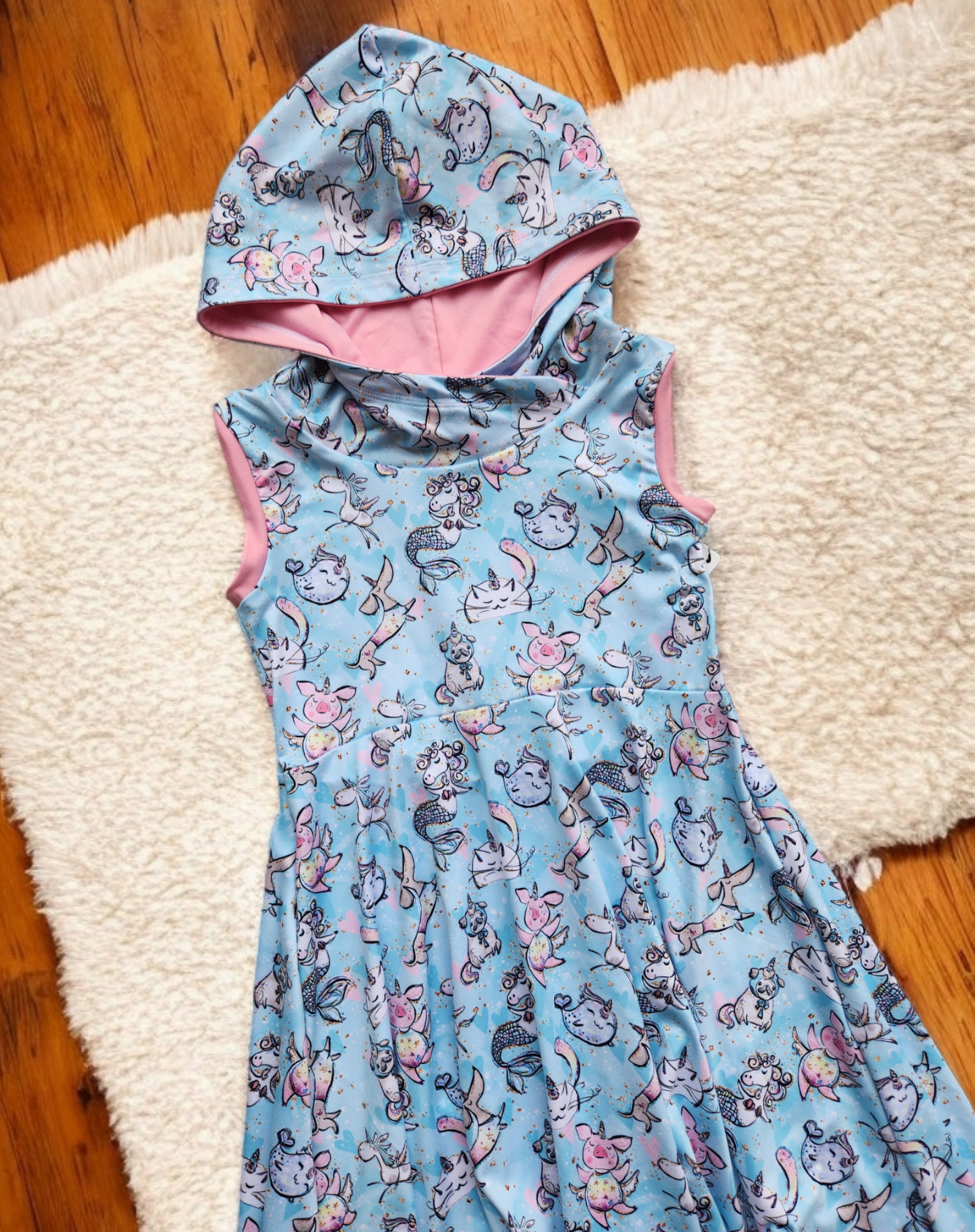 Unipet GWM 4 Dress (6-8y)